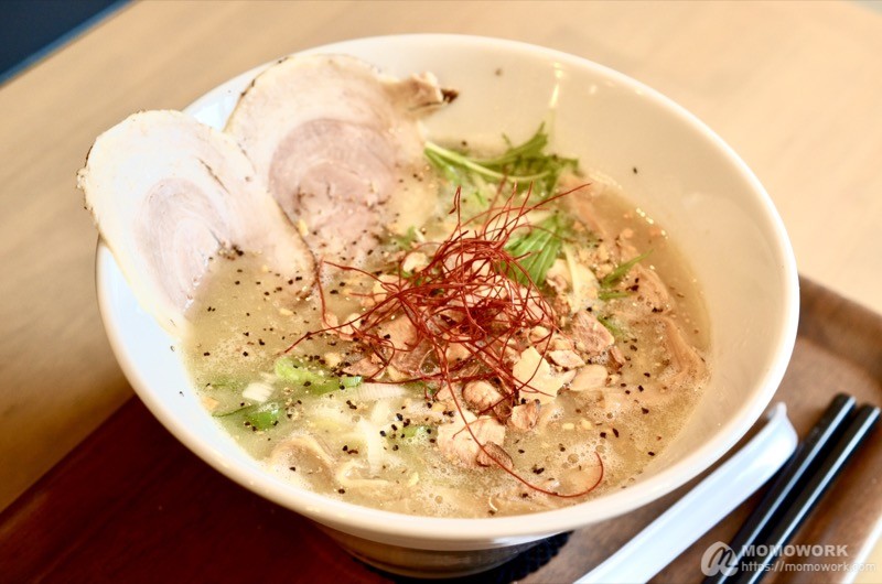 鶏白湯ラーメン専門店 HEITAIYA (ヘイタイヤ)